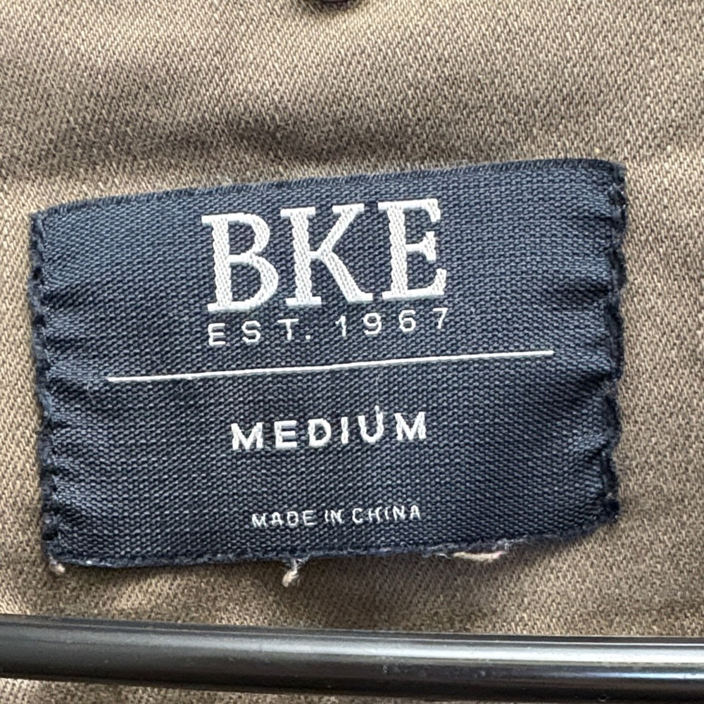 BKE Buckle Size Medium Woman’s Denim Jean Jacket - Picture 6 of 8